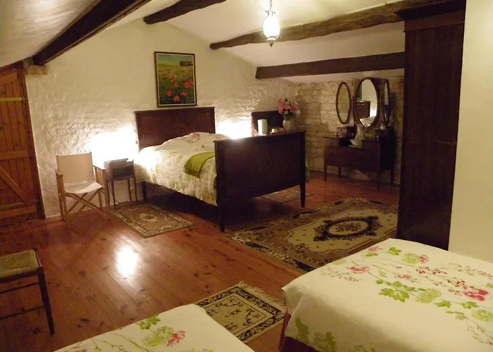 Sleeps 12 With 10m Private Pool